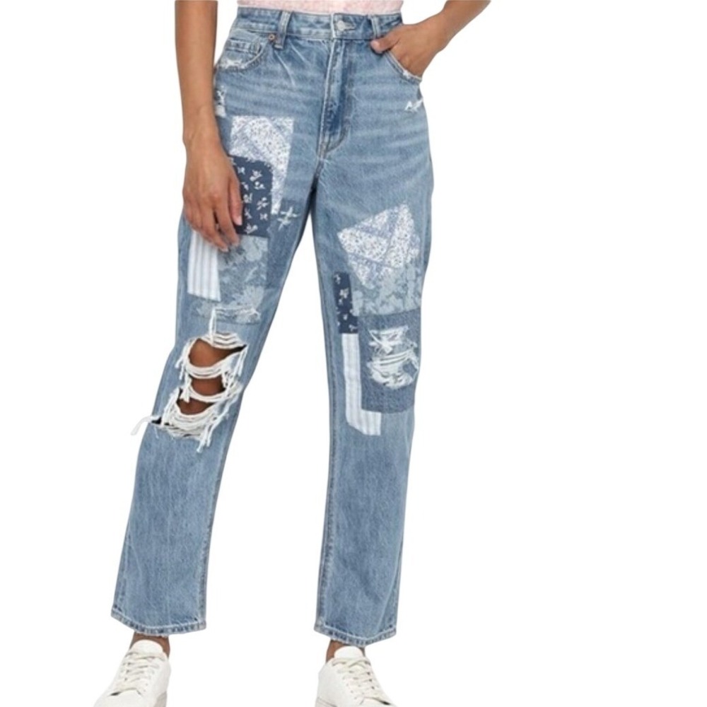 American Eagle Mom Straight Jeans Patchwork Distressed‎ 2 Cottage Floral Dainty